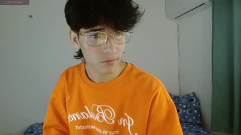 Snapshot of noah_millerx_ chatting on 05/03/26, 03:56 noah online show from 05/03/26, 03:56