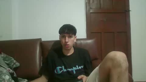 Snapshot of noah_mod chatting on 05/17/26, 12:52 noah_mod online show from 05/17/26, 12:52