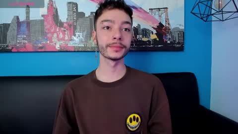 Snapshot of noah_ricci_ chatting on 12/10/24, 12:05 online show from 12/10/24, 12:05