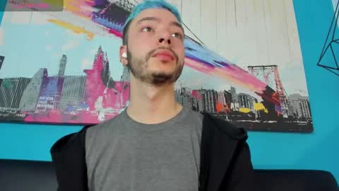 Snapshot of noah_ricci_ chatting on 02/18/25, 12:06 online show from 02/18/25, 12:06