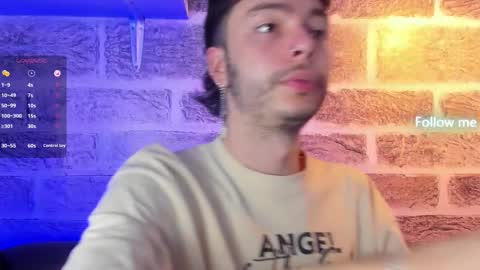 Snapshot of noah_ricci_ chatting on 10/02/25, 01:07 online show from 10/02/25, 01:07