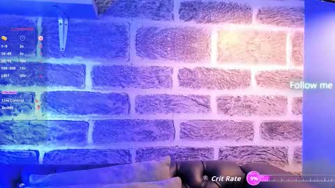 Snapshot of noah_ricci_ chatting on 10/16/25, 12:39 online show from 10/16/25, 12:39