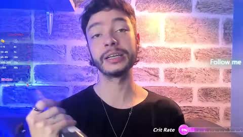 Snapshot of noah_ricci_ chatting on 10/18/25, 11:16 online show from 10/18/25, 11:16