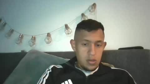 Snapshot of noah_roberts_ chatting on 05/24/26, 03:33 Noah online show from 05/24/26, 03:33