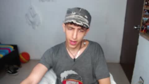 Snapshot of noah_sokolov_ chatting on 07/11/26, 03:15 Kervs online show from 07/11/26, 03:15