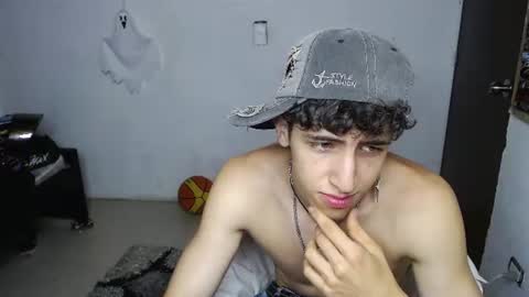Snapshot of noah_sokolov_ chatting on 07/28/26, 06:20 Kervs online show from 07/28/26, 06:20
