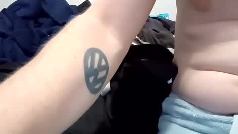 Snapshot of noah_wesley chatting on 01/01/25, 05:43 Noah Wesley online show from 01/01/25, 05:43