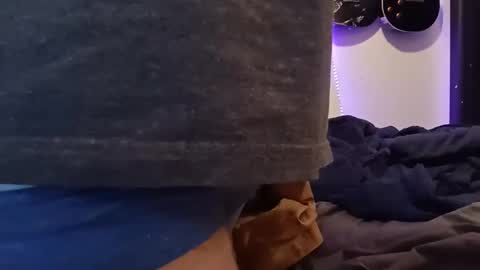 Noah Wesley online show from 11/15/25, 01:36