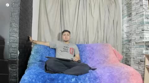 Noahandbunny online show from 04/28/26, 11:48