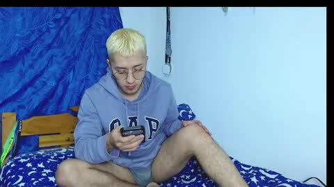 Snapshot of noahcam1 chatting on 02/23/26, 03:48 Noah online show from 02/23/26, 03:48