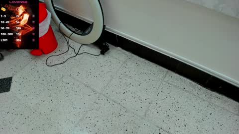 Noah online show from 12/24/24, 03:37