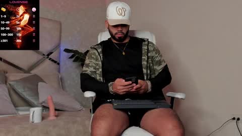 Noah online show from 12/31/24, 02:36