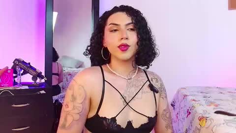 noahmonroe_11 online show from 12/04/25, 08:06