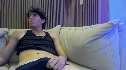 noahx_valko online show from 12/17/25, 02:50