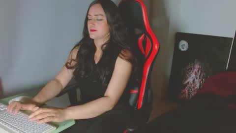 Noamartin online show from 03/26/26, 02:17