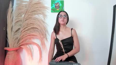 Noami Rose  online show from 02/11/26, 11:43