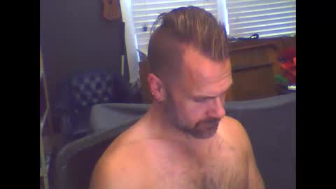 Snapshot of nobodythinksthat chatting on 06/11/26, 11:30 Cal online show from 06/11/26, 11:30