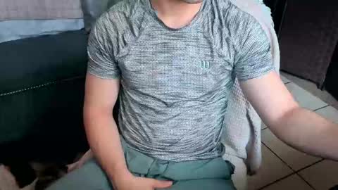 nobudget06 online show from 10/19/25, 05:24