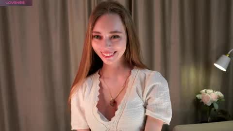 Snapshot of nobukohittle chatting on 05/10/26, 08:25 Emmy online show from 05/10/26, 08:25