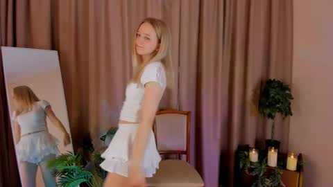 Snapshot of noctisveil chatting on 07/20/26, 10:39 Aurora online show from 07/20/26, 10:39