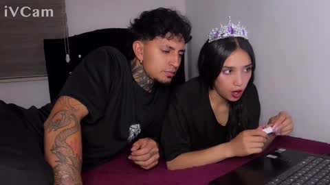 Jean Y Isa online show from 12/03/25, 03:25