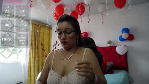 noelia_milfs online show from 02/14/26, 07:54
