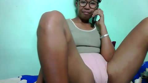 noella711128 online show from 09/22/25, 06:21