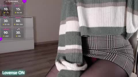 noelleneptune online show from 04/14/26, 09:26