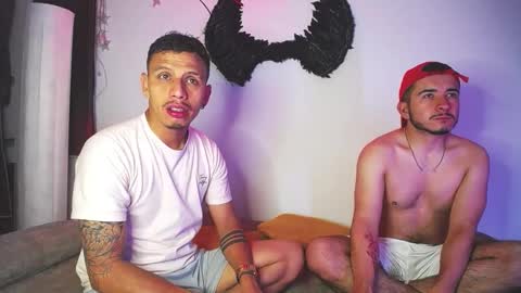 noha_and_iam1 online show from 02/26/26, 11:31