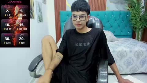 Snapshot of noha_scott chatting on 02/28/26, 11:50 Noha Scott online show from 02/28/26, 11:50