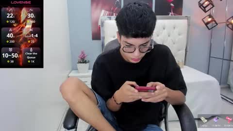 Snapshot of noha_scott chatting on 03/03/26, 11:43 Noha Scott online show from 03/03/26, 11:43