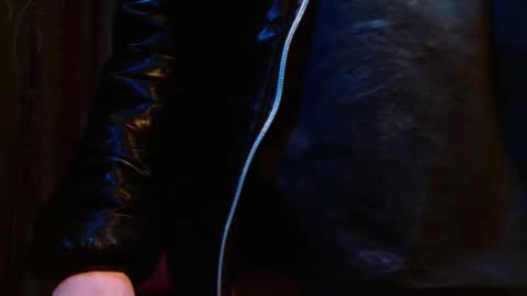 Noha Thomson online show from 11/07/25, 06:35