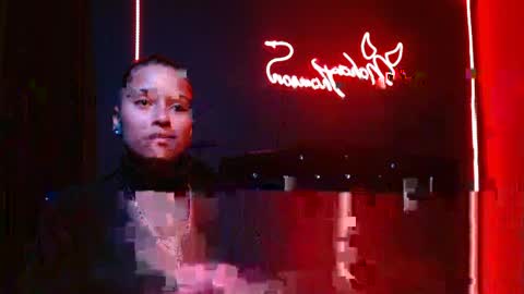 Noha Thomson online show from 04/22/26, 11:06