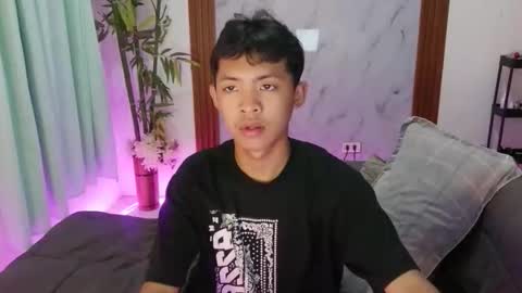 noi_maco online show from 04/19/26, 03:11