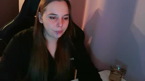 noir_ember_ online show from 10/25/25, 12:13