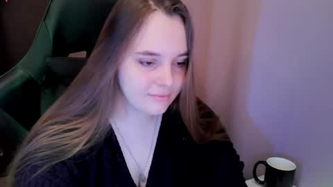 noir_ember_ online show from 02/21/26, 08:48