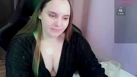 noir_ember_ online show from 04/26/26, 05:43