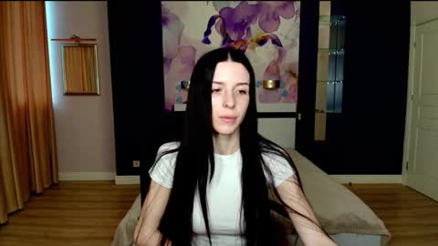 NoirDiva online show from 03/30/26, 05:41