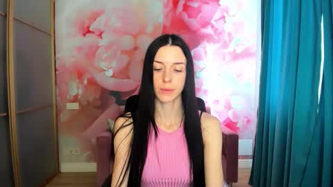 NoirDiva online show from 04/14/26, 06:30