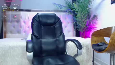 Nolan  online show from 09/11/25, 07:03