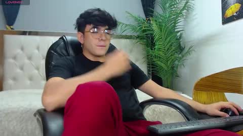 Nolan  online show from 09/30/25, 06:02