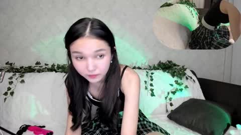 nomi online show from 02/26/25, 05:28