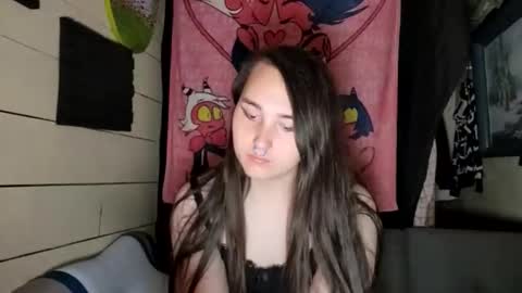 Snapshot of nonbinarybeauty20 chatting on 06/01/26, 06:26 nonbinarybeauty20 online show from 06/01/26, 06:26