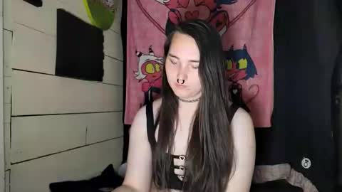 Snapshot of nonbinarybeauty20 chatting on 06/10/26, 06:45 nonbinarybeauty20 online show from 06/10/26, 06:45