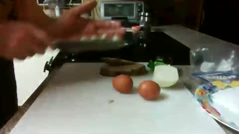 Noodles online show from 11/17/25, 12:11