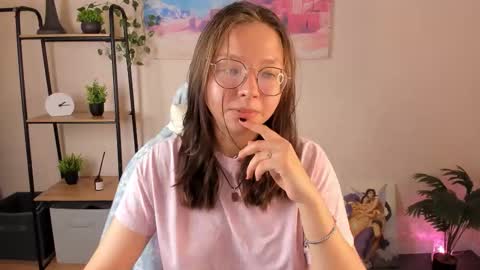 NOORA online show from 10/24/25, 01:24