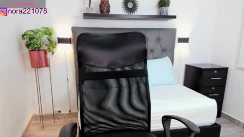 Nora online show from 02/13/25, 08:59