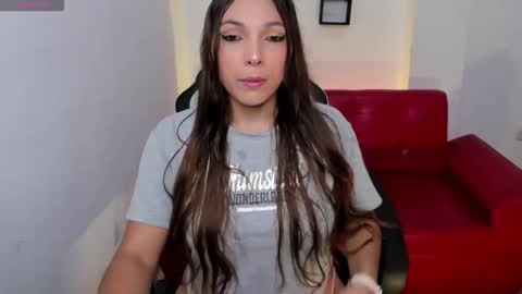 Nora online show from 10/11/25, 03:28