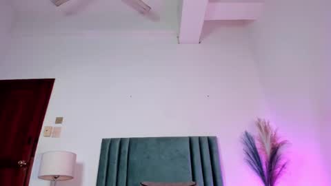 Snapshot of nora_dasilva chatting on 03/05/25, 05:50 Nora Da Silva online show from 03/05/25, 05:50