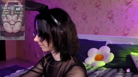 Nora Failure online show from 04/20/26, 02:14